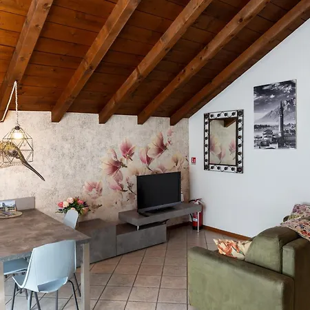 La Casa Del Colibri * Lecco